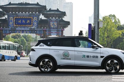 China’s Robotaxis Surge Ahead: Can Tesla Keep Up?