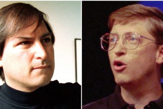 Battle of the Titans: Exploring the Tumultuous Love-Hate Saga Between Steve Jobs and Bill Gates that Shaped Tech History