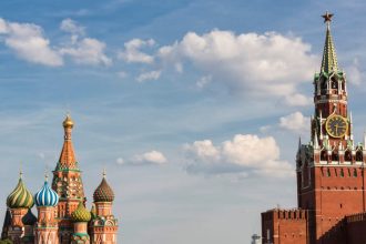 Russia’s Economic Rollercoaster: Slower GDP Growth Meets Rising Inflation Amidst Heavy State Spending