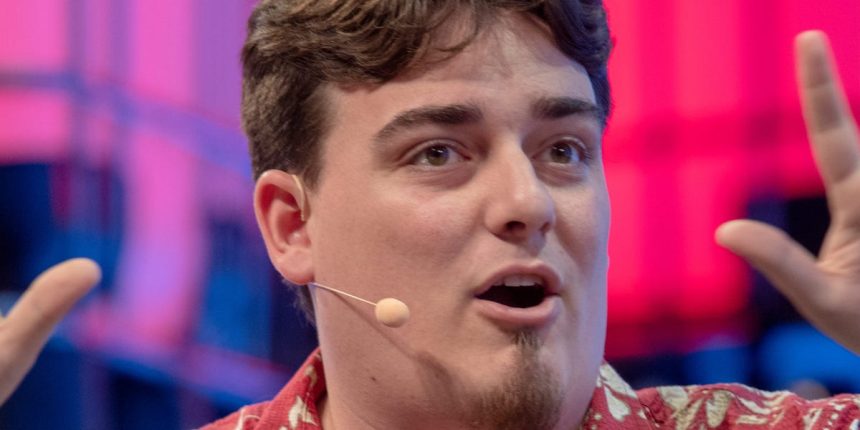 Palmer Luckey’s Bold Stand: A ‘Crusader for Vengeance’ After Facebook Exit – But No Betrayal of Zuckerberg!