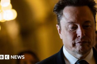 Musk Sparks Controversy with Fake Far-Right ‘Detainment Camp’ Post for Rioters!