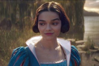 Enchanting First Look: Rachel Zegler Dazzles with Song and Dance Alongside the Seven Dwarfs in Disney’s Live-Action ‘Snow White’ Trailer!