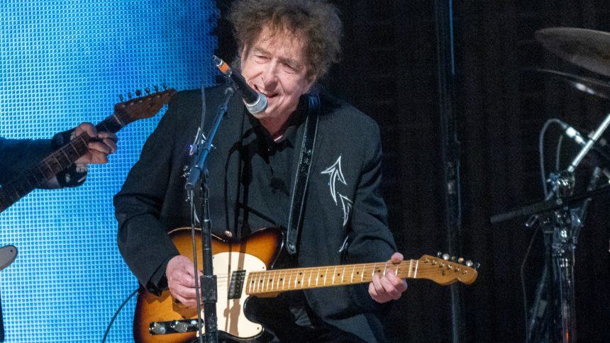 Bob Dylan Breathes New Life into ‘Don’t Fence Me In’ for Captivating Ronald Reagan Biopic!