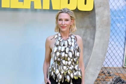 Cate Blanchett Dazzles in a Stunning Top Crafted from 102 Spoons by an Up-and-Coming Swedish Designer!