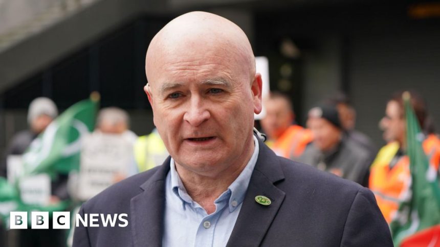 RMT Leader Demands Equal Pay Deal for Workers as Drivers!