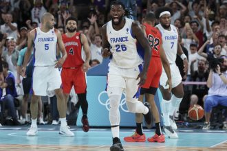 Don’t Miss a Beat: Your Ultimate Guide to Streaming France vs. USA Basketball at Paris 2024 for Free!