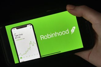 Unlocking Opportunity: How Robinhood Can Capture a Bigger Slice of the  Trillion Investable Asset Market