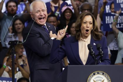 Harris Campaign Surges with  Million in 24 Hours After Walz Running Mate Reveal!