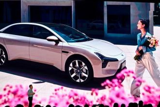 Chinese EV Titans Propel Hong Kong’s Stock Surge!