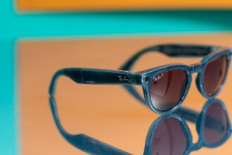 Stay Connected: Ray-Ban Meta’s Exciting Update Brings Reminders and Voice Messages to Your Eyewear!