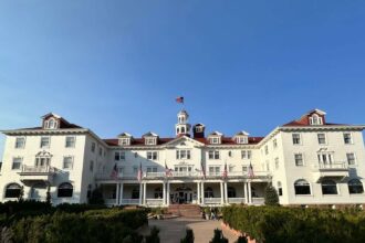 Inside the Haunted Hotel That Inspired ‘The Shining’: A Journey Through Real and Imagined Ghosts!