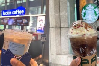 Starbucks vs. Luckin: A Coffee Showdown! I Explored Their Prices, Menus, and Atmospheres to Find the Ultimate Brew!